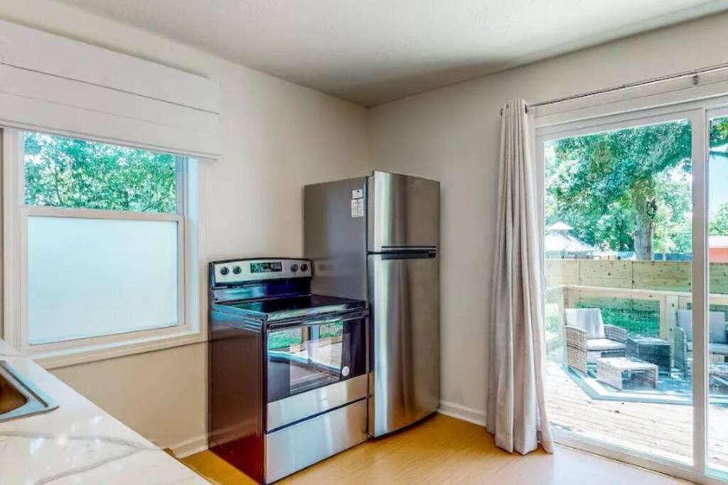 הוילה Private, Quiet-Close To Dwntn Pensacola, Stadium, Beaches מראה חיצוני תמונה