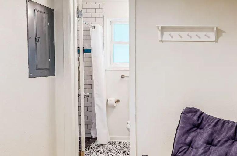 הוילה Private, Quiet-Close To Dwntn Pensacola, Stadium, Beaches מראה חיצוני תמונה
